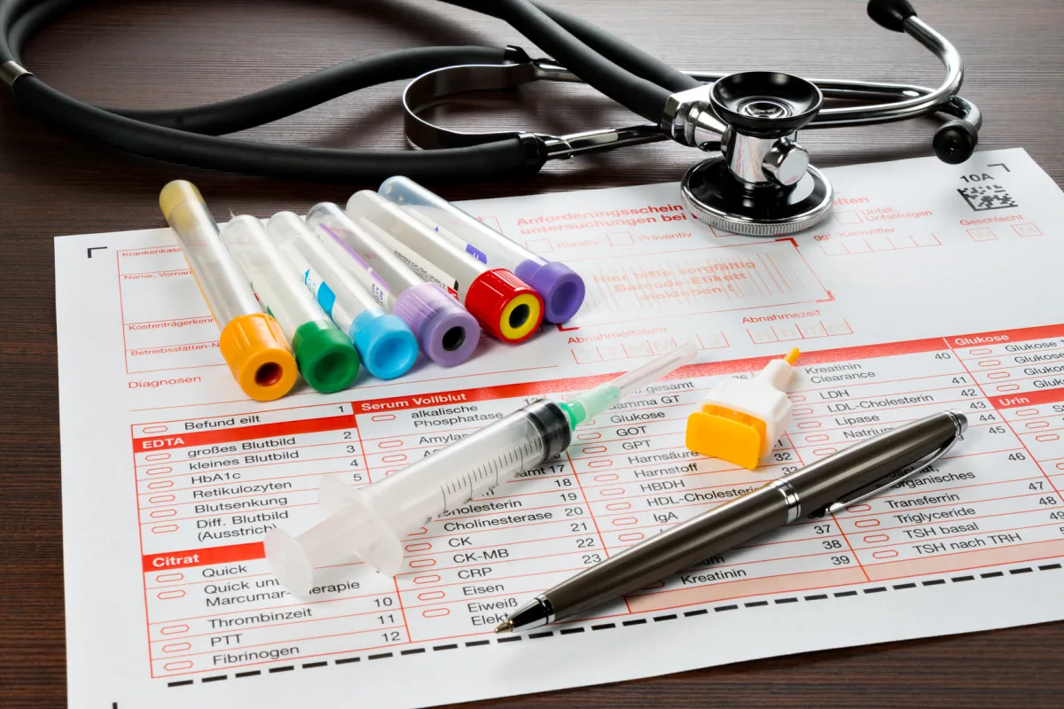 Exames Laboratoriais — ELOHIM Clínica Médica